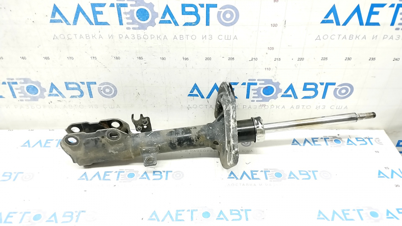 Амортизатор задний левый Toyota Camry v55 15-17 usa LE
