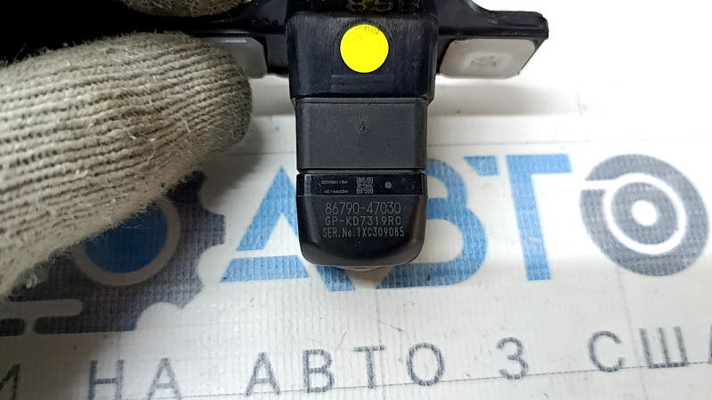 Камера заднего вида Toyota Prius 50 19-22