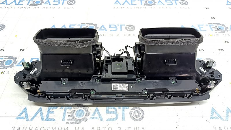 Управление климат-контролем BMW X5 G05 19-23 с подогревом сидений