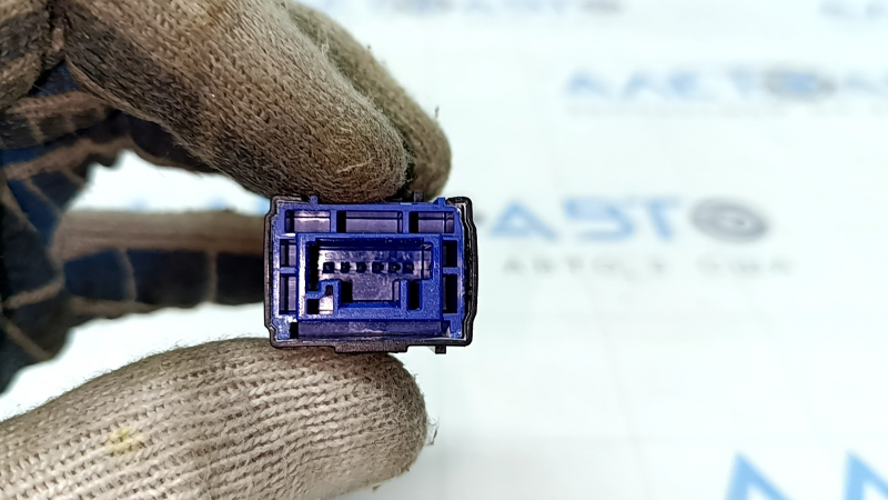 Buton de incalzire scaun fata stanga Toyota Prius 50 19-22