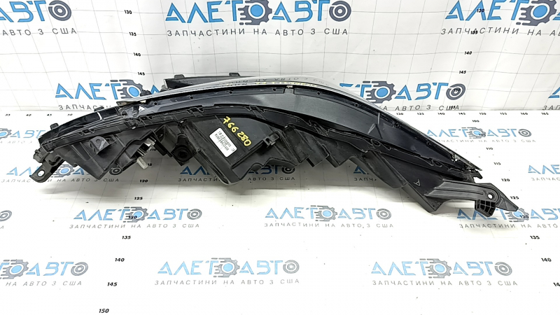 Фара передняя правая Toyota Sienna 21-26 LED, LE, XLE, Led, тычка на хроме