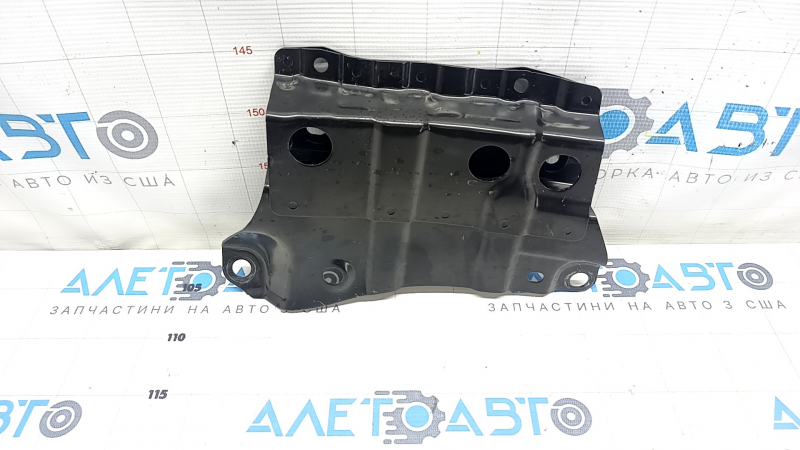 Кронштейн передней стойки правый Toyota Prius 50 20-22