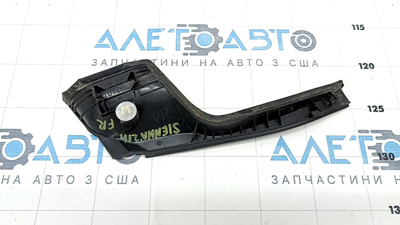 Garnitura grila stergatorului de parbriz dreapta Toyota Sienna 21-25