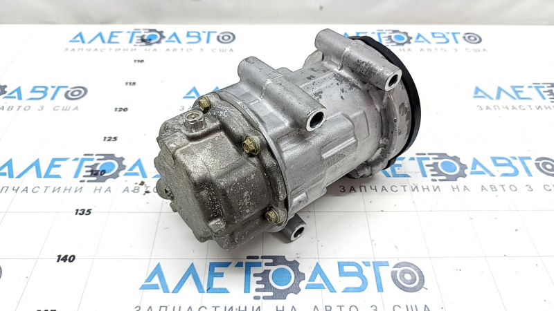 Компрессор кондиционера Toyota Sienna 21-26