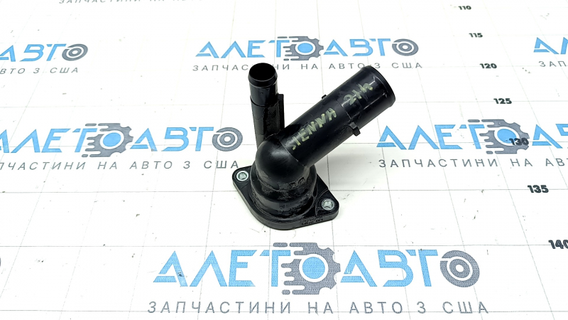 Крышка корпуса термостата Toyota Sienna 21-26