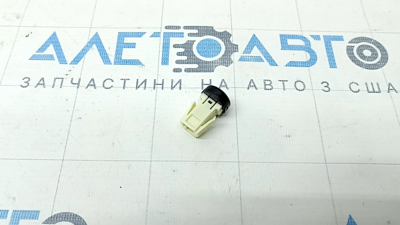 Датчик света в торпеде Toyota Sienna 21-26