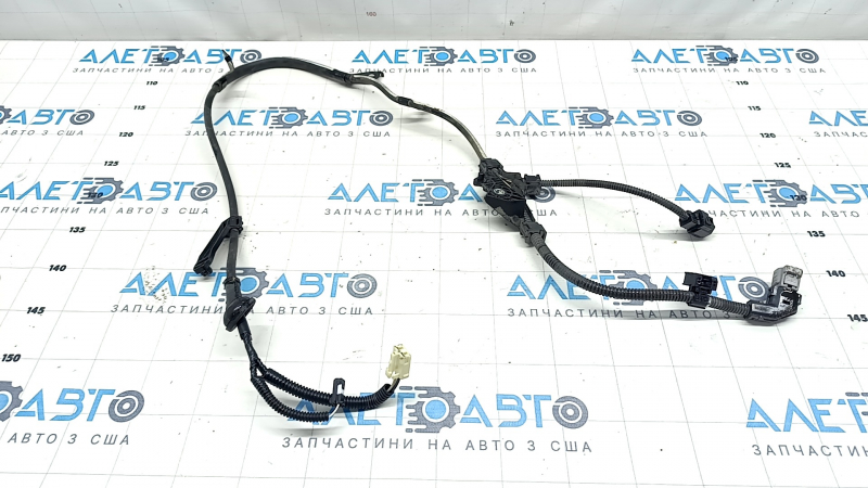 Провод датчика ABS задний левый Toyota Sienna 21-26
