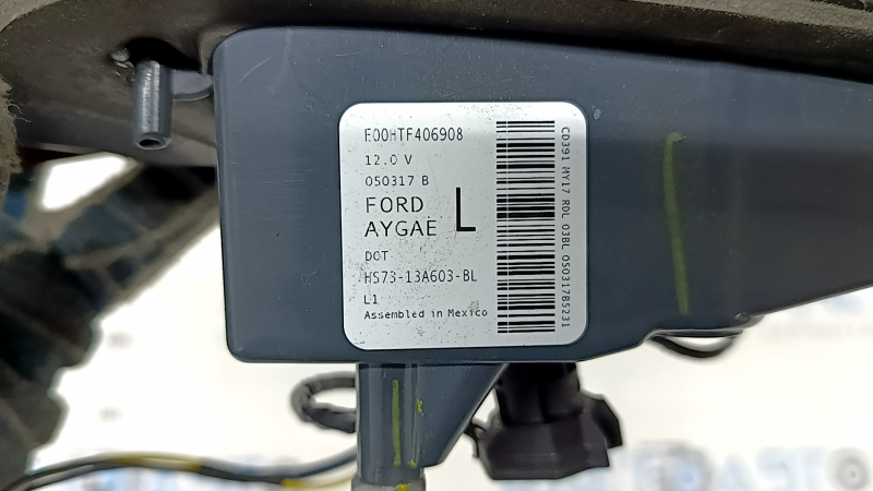 Фонарь внутренний крышка багажника левый Ford Fusion mk5 17-18 LED