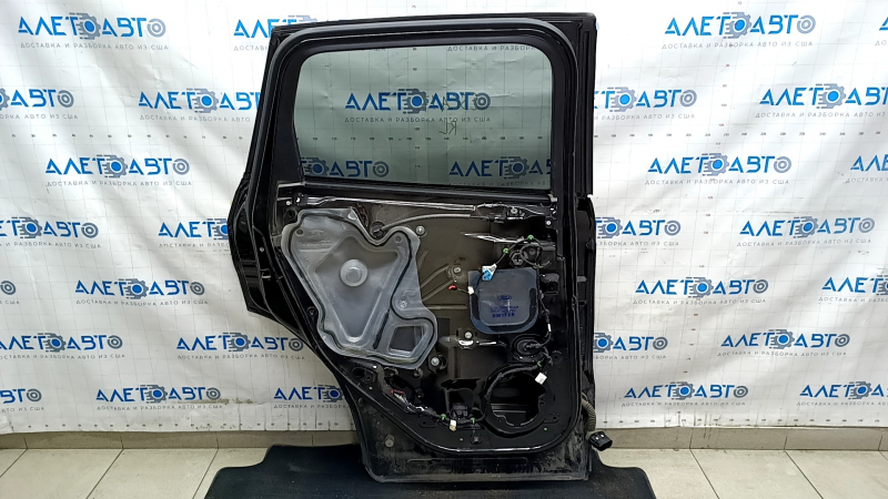 Дверь в сборе задняя левая Ford Escape MK3 13-19 черный G1