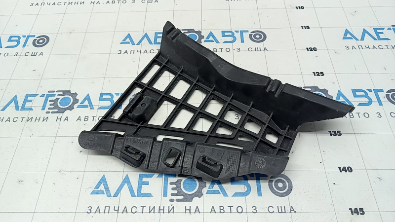 Крепление переднего бампера правое VW Passat b8 16-19 USA R-line