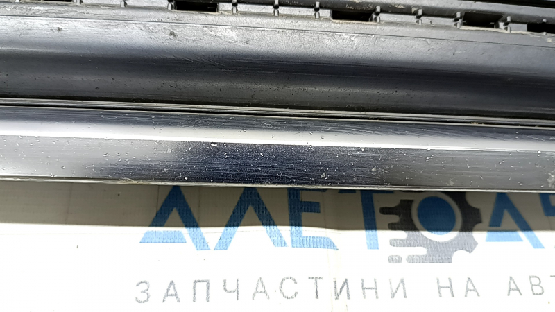Решетка радиатора grill в сборе Audi Q5 80A 18-20 хром под парктроники, S-Line, песок