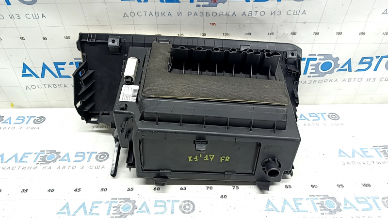 Перчаточный ящик, бардачок BMW X1 F48 16-18 бежевый Canberra-beige