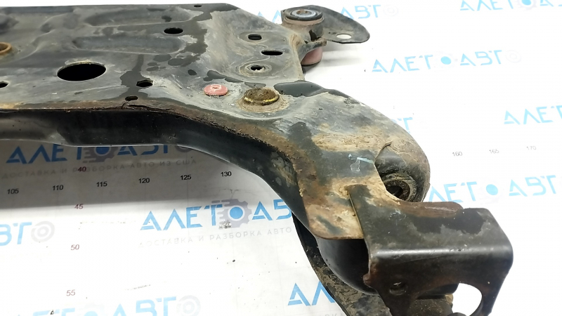 Подрамник передний Ford Escape MK3 13-19 ржавый