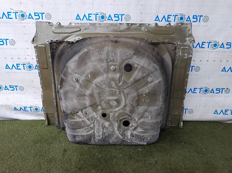 Корыто багажника Toyota Camry v55 15-17 usa, отсверлена