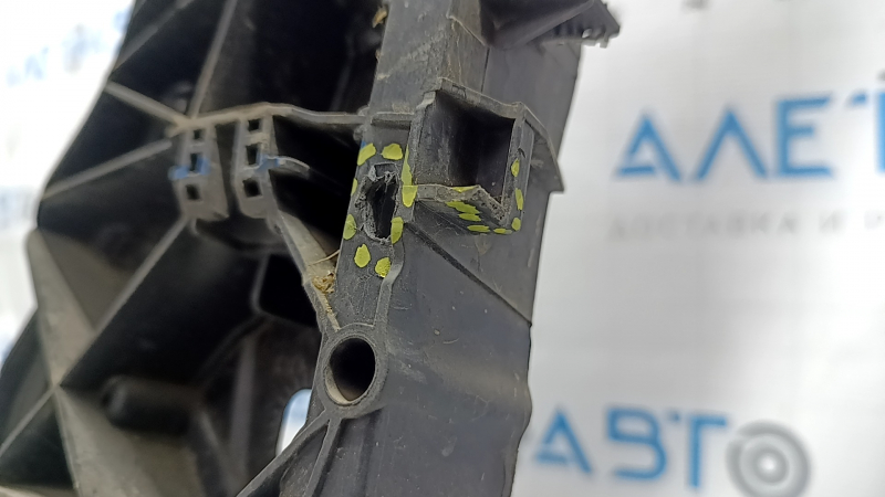 Panou radiator TV Audi Q5 80A 18-24 3.0T zăvor rupt, gaură perforată