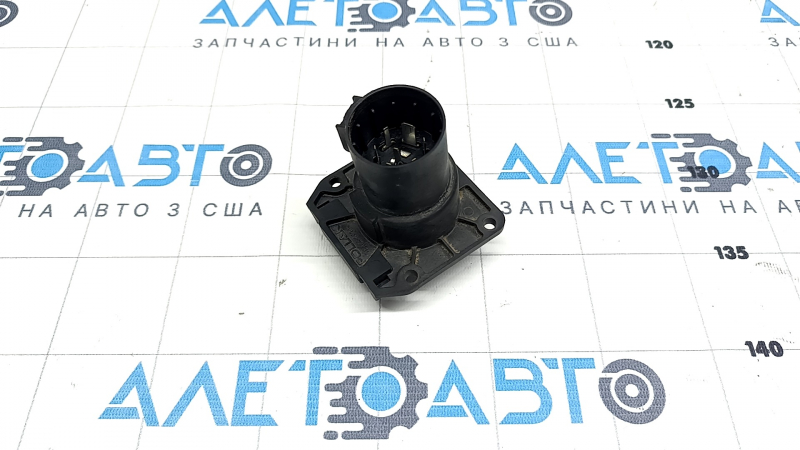 Розетка фаркопа Audi Q5 80A 18-24 Pollak
