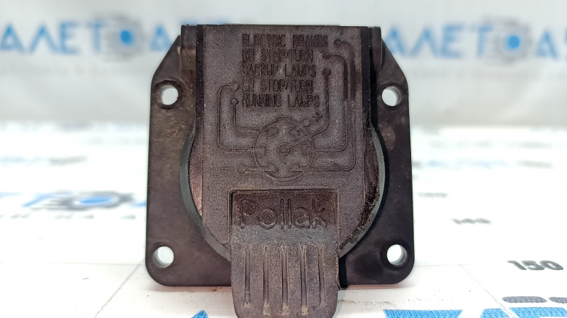 Розетка фаркопа Audi Q5 80A 18-24 Pollak