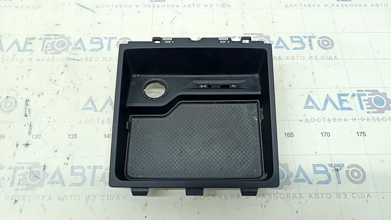 Карман центральной консоли VW Passat b8 16-19 USA черный, открытый