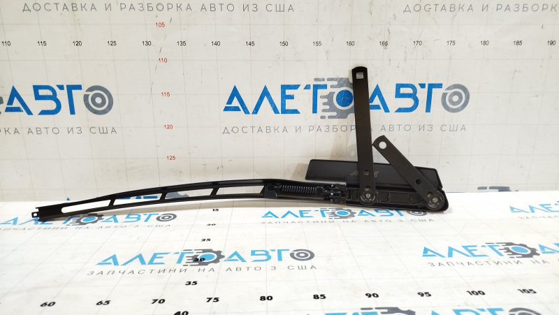 Поводок дворника правый Audi Q7 4L 10-15