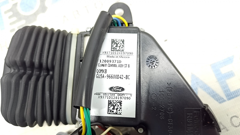 Вентилятор обдува спинки пассажирского сиденья Ford Fusion mk5 13-20