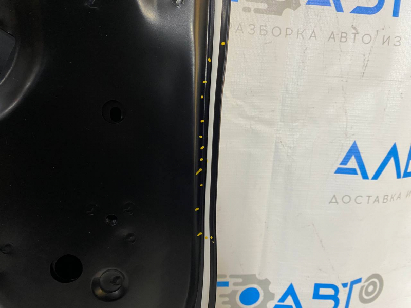 Капот голый Mazda 3 19-26 замят угол