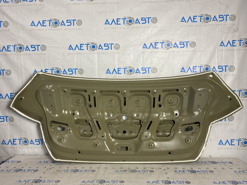 Крышка багажника Hyundai Elantra 21-26