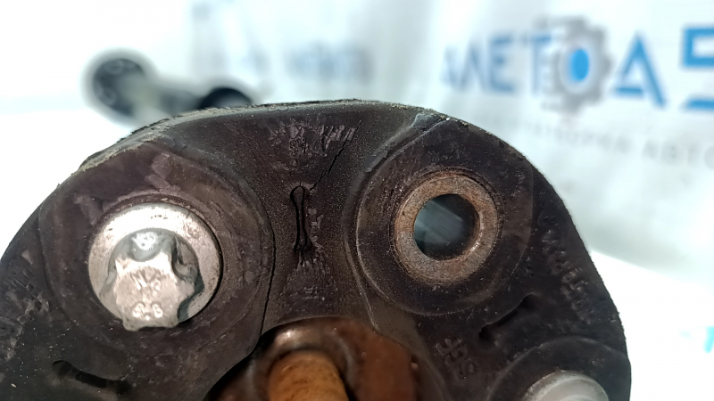 Карданный вал кардан BMW 5 F10 12-16 2.0T RWD потресканы муфты