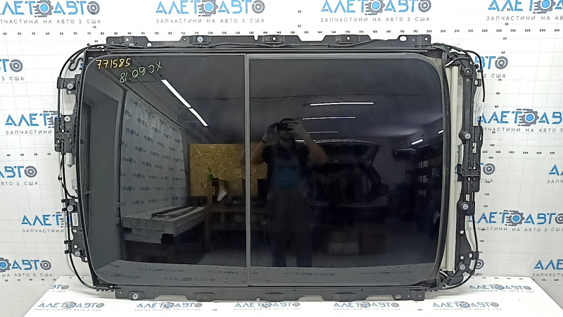 Панорама в сборе Volvo XC60 18-26 серая шторка