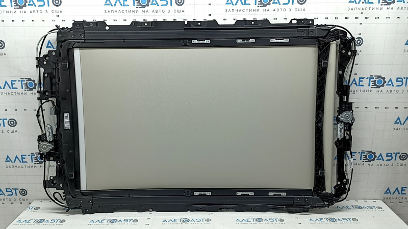 Панорама в сборе Volvo XC60 18-26 серая шторка