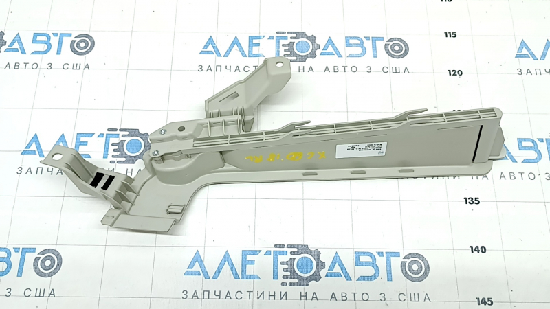 Направляющая шторки багажника левая Volvo XC60 18-26 серая