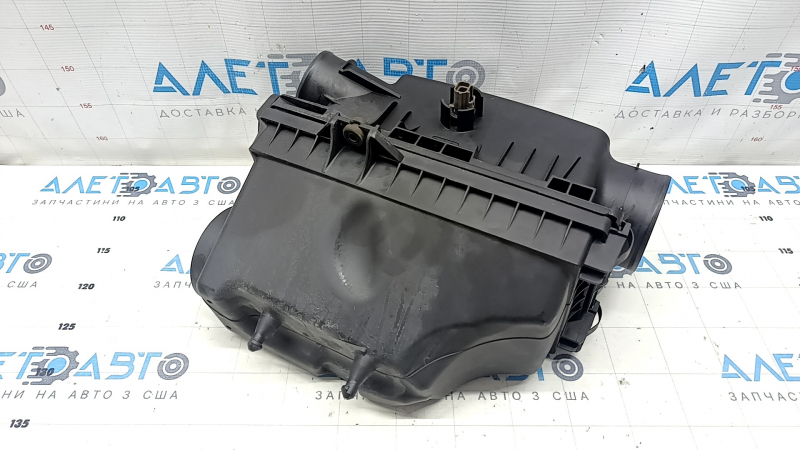 Корпус воздушного фильтра Ford Explorer 20-24 3.0T