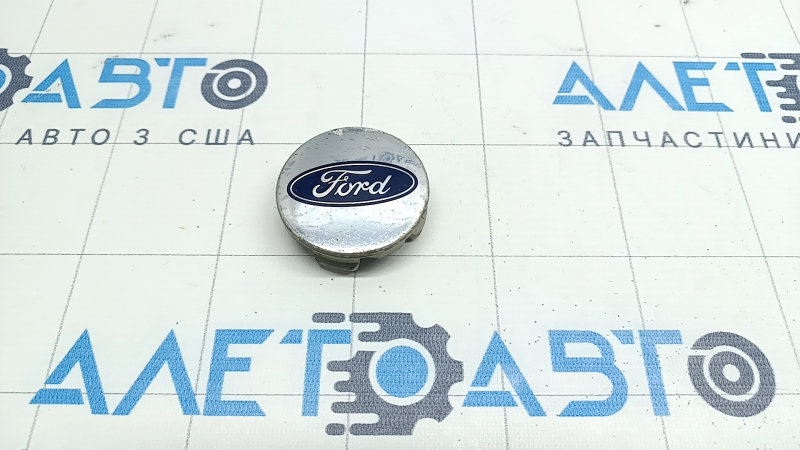 Центральный колпачок на диск Ford Explorer 20-25 55/50мм хром, коррозия
