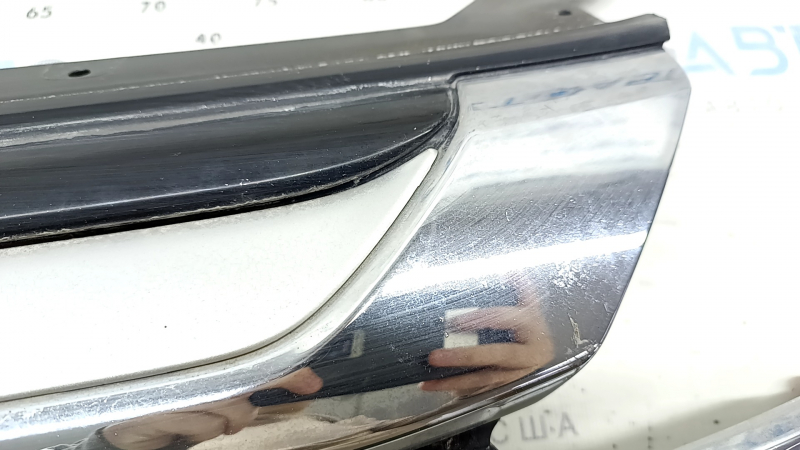 Решетка радиатора grill с эмблемой Mitsubishi Outlander 16-18 рест, песок