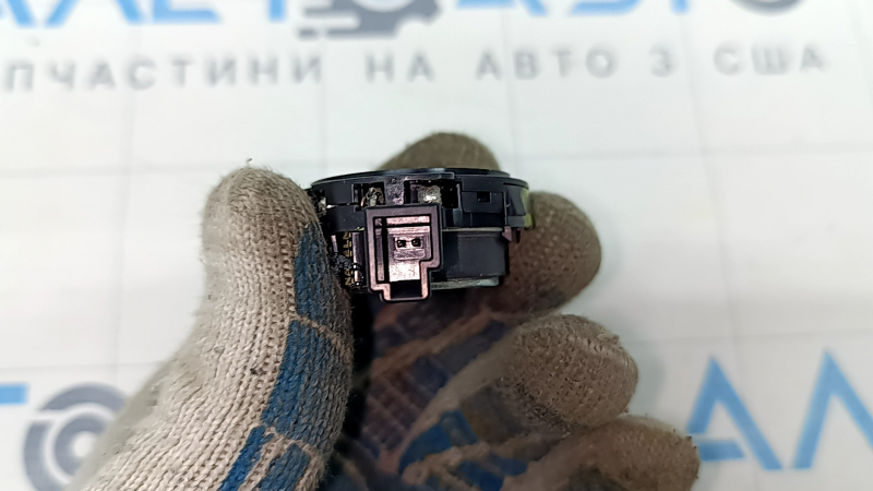 Пищалка двери задней правая Honda CRV 23-26