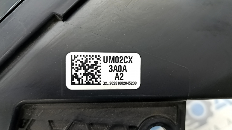 Фара передняя правая Honda CRV 23-26 LED с черным глянцевым молдингом