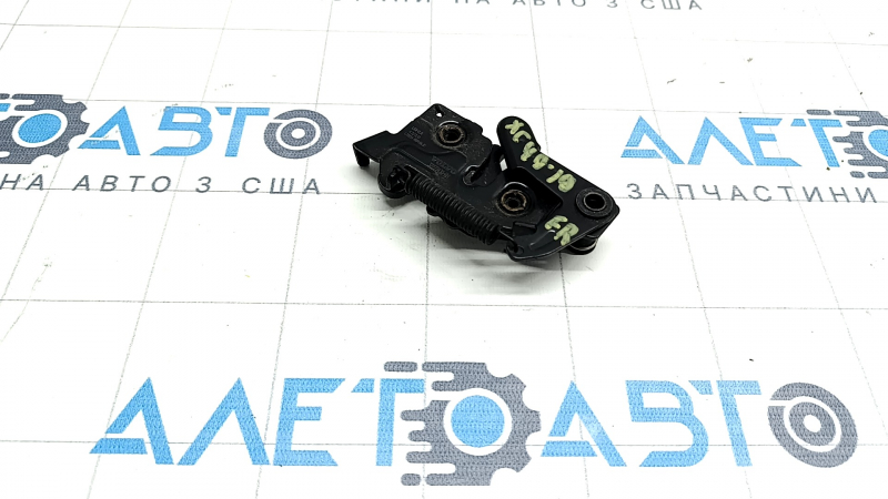 Замок капота правый Volvo XC40 19-26