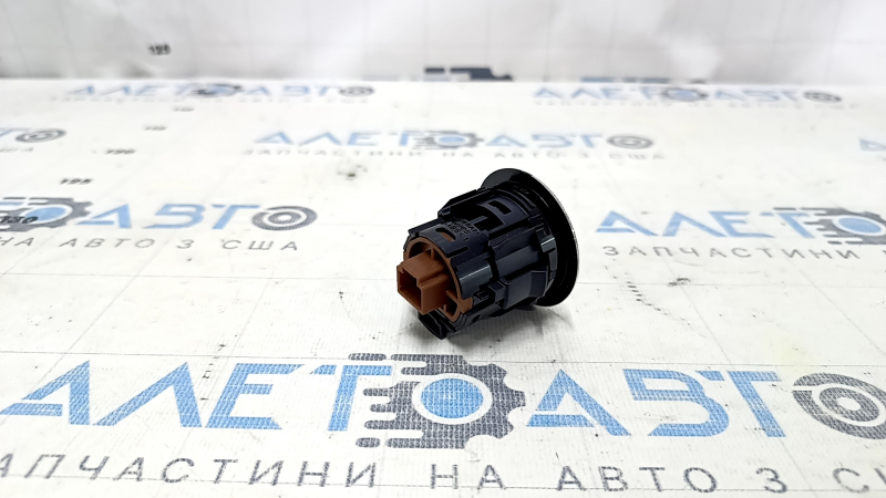 Кнопка Start-Stop Nissan Rogue Sport 17-22 с обрамлением, полез хром