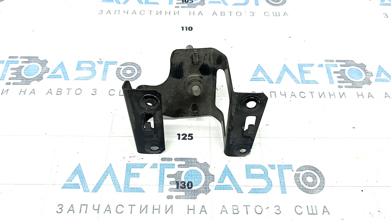 Скоба замка капота правая Volvo XC40 19-26