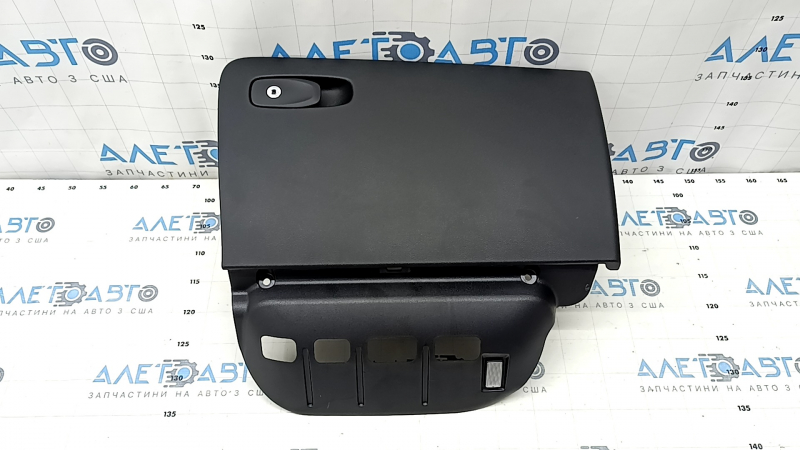 Перчаточный ящик, бардачок в сборе Volvo XC40 19-26 черный, 2 части, царапина