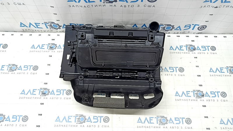 Перчаточный ящик, бардачок в сборе Volvo XC40 19-26 черный, 2 части, царапина