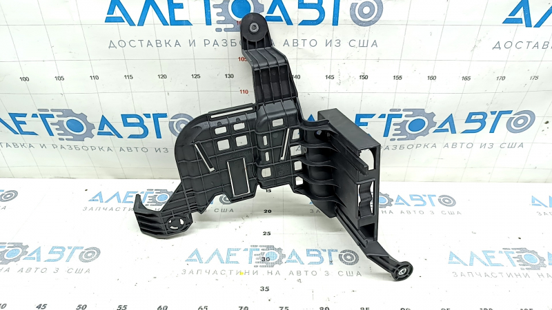 Крепление Body Control Module BCM Mercedes C-class W205 15-18