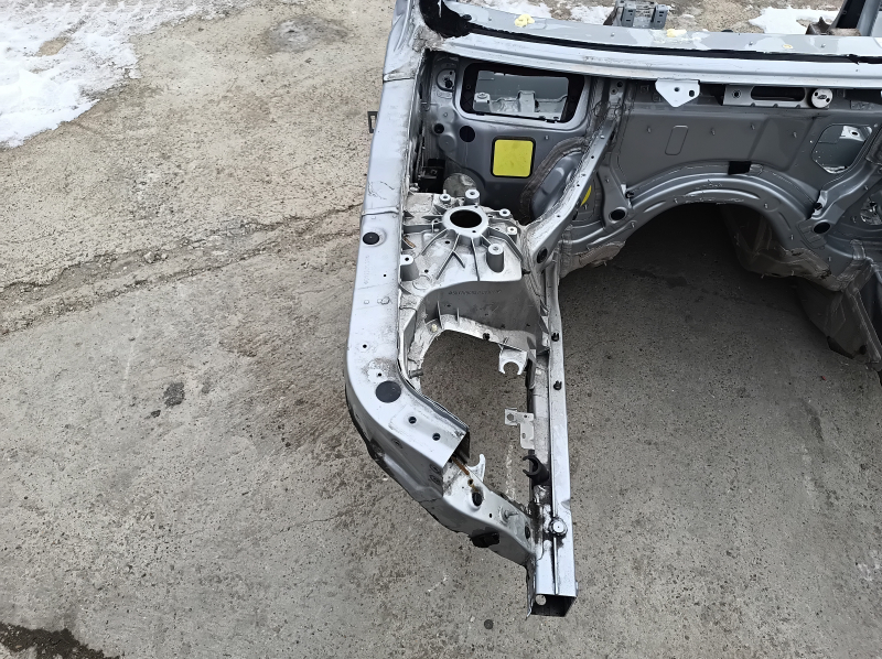 Четверть передняя правая BMW X3 G01 18-24 на кузове, серебро