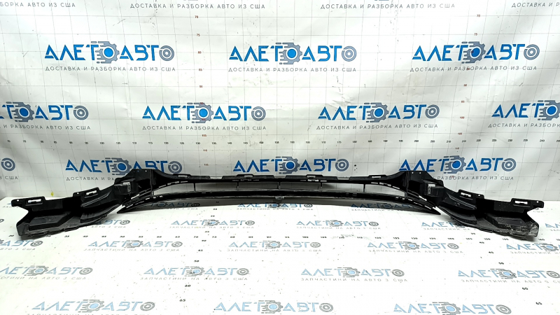 Suport bară față central inferior Mercedes C-class W205 15-18 Zgârieturi