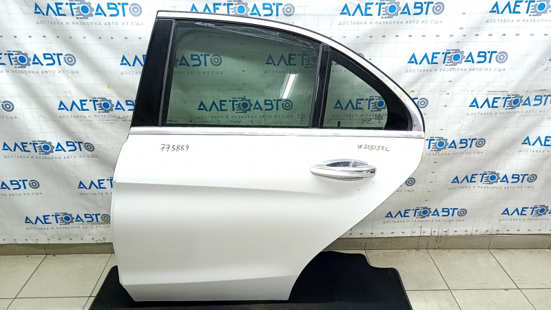 Дверь в сборе задняя левая Mercedes C-class W205 15-21 алюминий, белый 149, keyless