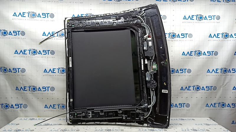 Панорама в сборе передняя Mercedes C-class W205 15-18 черная шторка, царапины