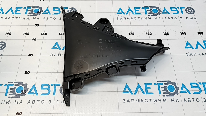 Воздуховод переднего бампера правый Mazda 3 19-26