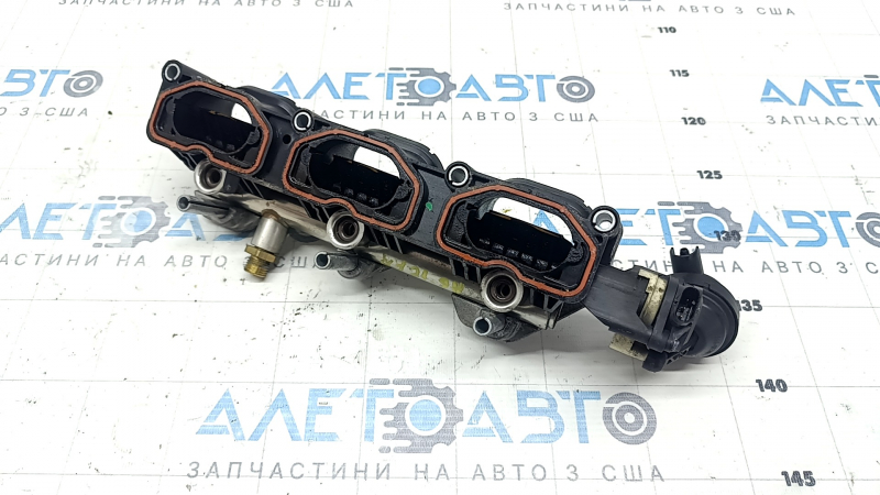 Коллектор впускной нижняя часть правый Audi A6 C7 12-15 3.0T в сборе
