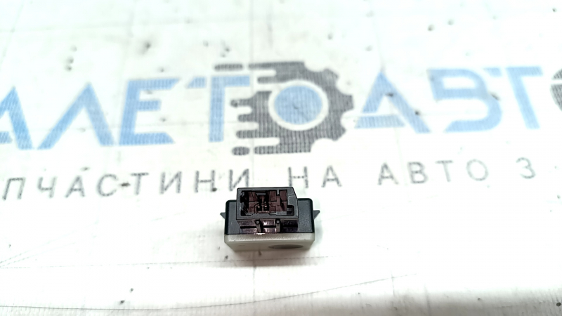 Микрофон в потолке Ford Escape MK4 20-