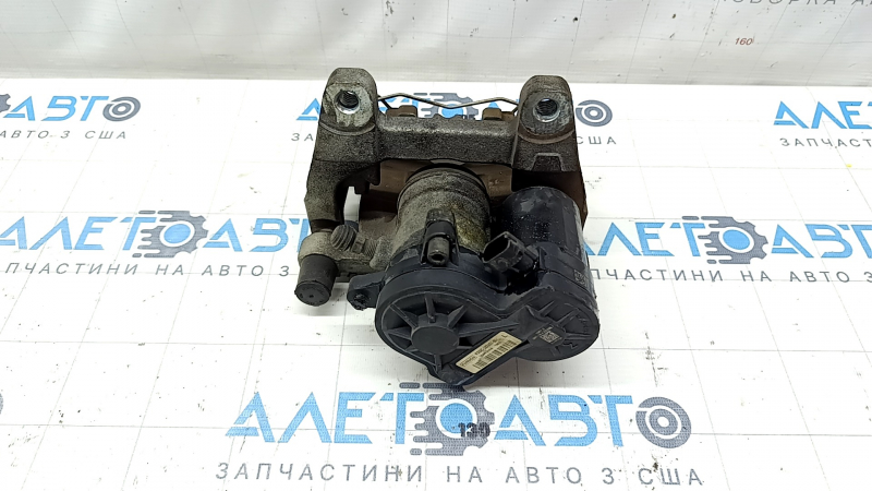 Etrier spate stanga Ford Edge 19-24 pentru disc ventilat