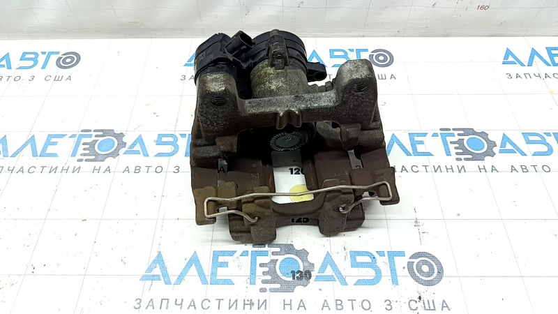 Etrier spate stanga Ford Edge 19-24 pentru disc ventilat